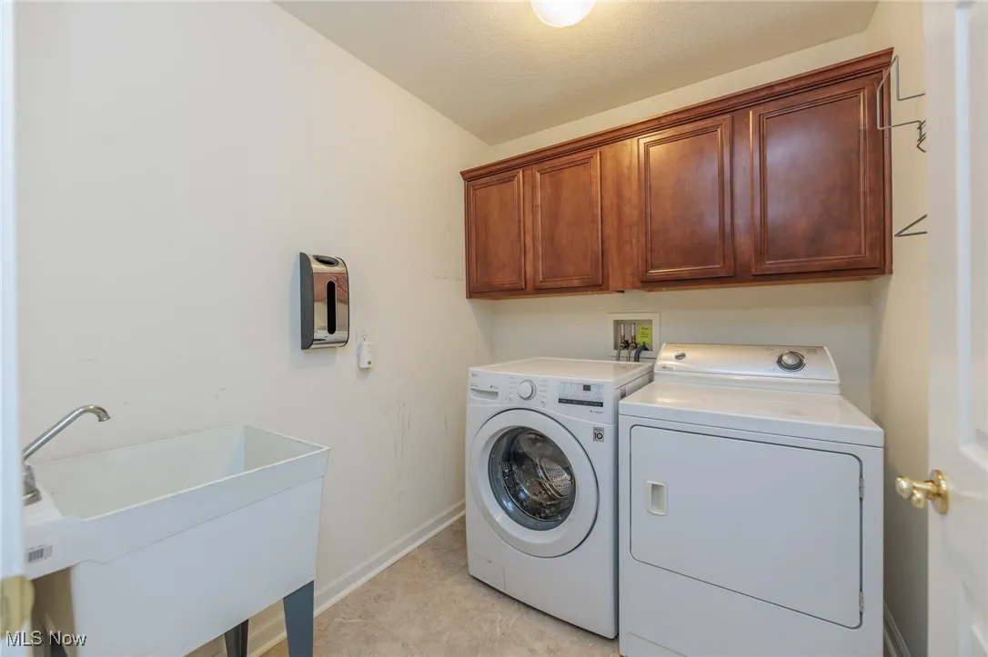 1426 Newman Drive, Brunswick, Ohio 44212,MLS Now Listing ID