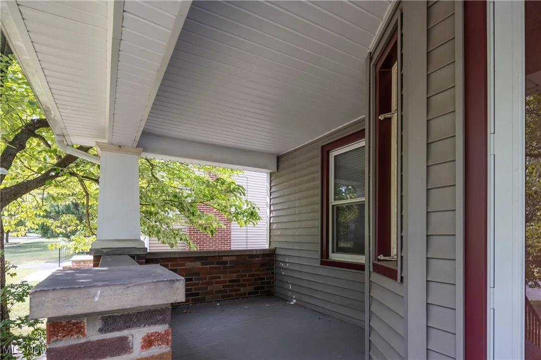 1048 Oxford Road, Cleveland Heights, Ohio 44121,MLS Now Listing ID