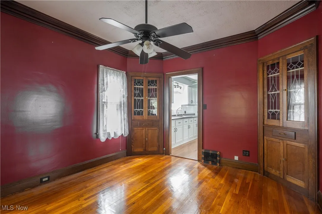 1048 Oxford Road, Cleveland Heights, Ohio 44121,MLS Now Listing ID