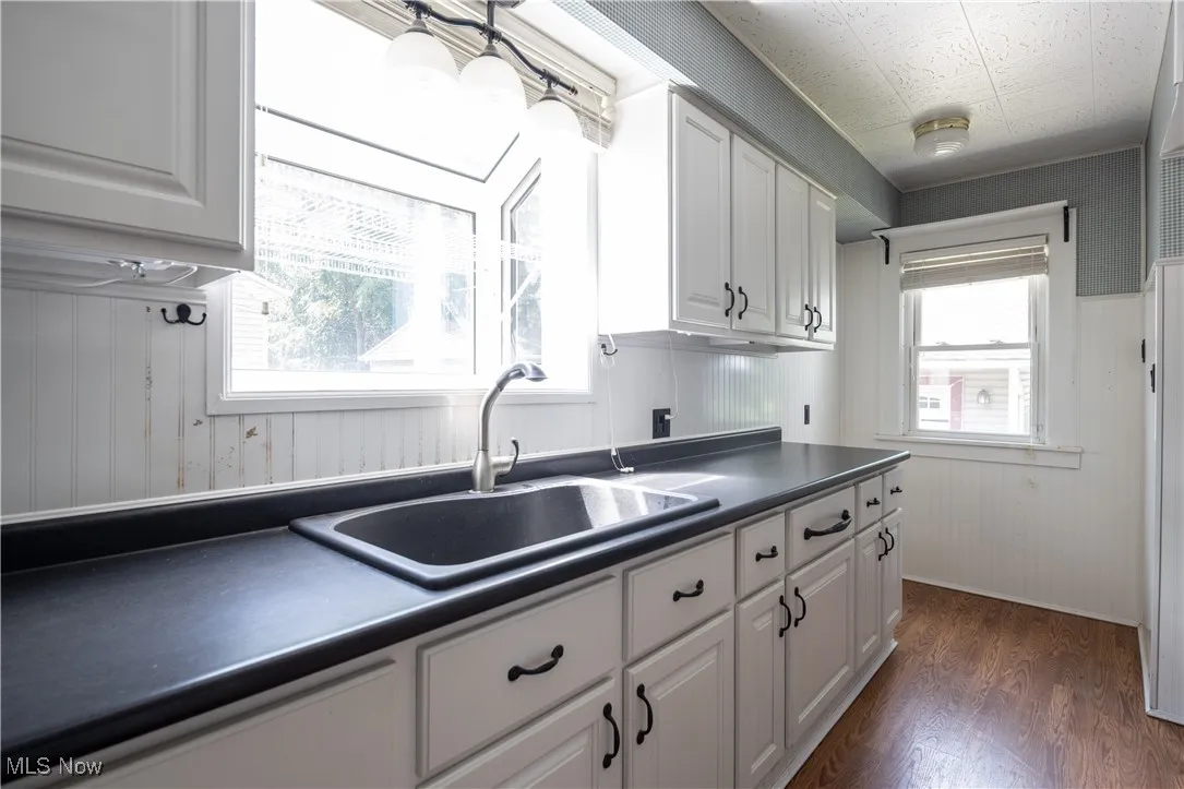 1048 Oxford Road, Cleveland Heights, Ohio 44121,MLS Now Listing ID
