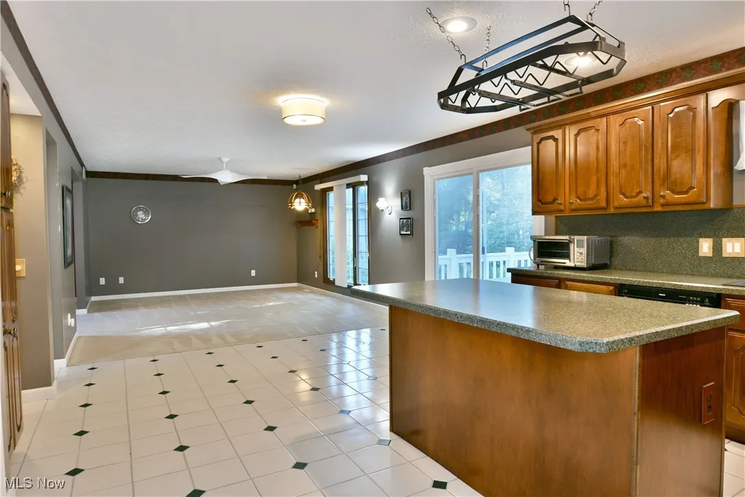 19 Spring Creek Drive, Cortland, Ohio 44410,MLS Now Listing ID
