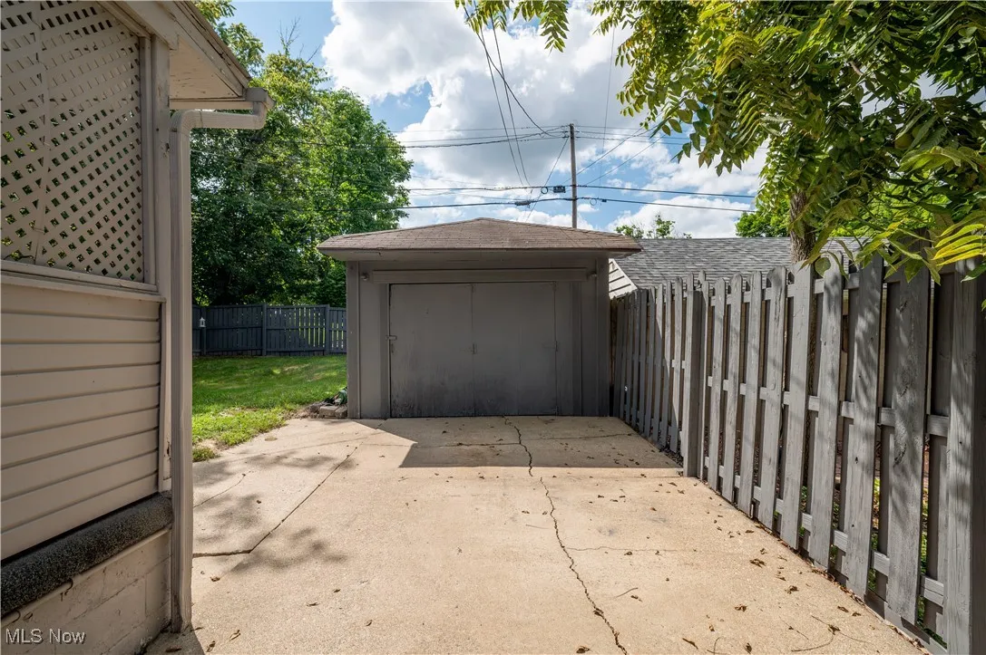 304 Ohio Avenue, Mc Donald, Ohio 44437,MLS Now Listing ID