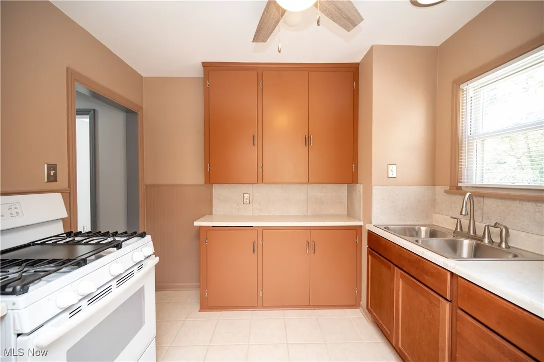 3712 Logan Way, Youngstown, Ohio 44505,MLS Now Listing ID