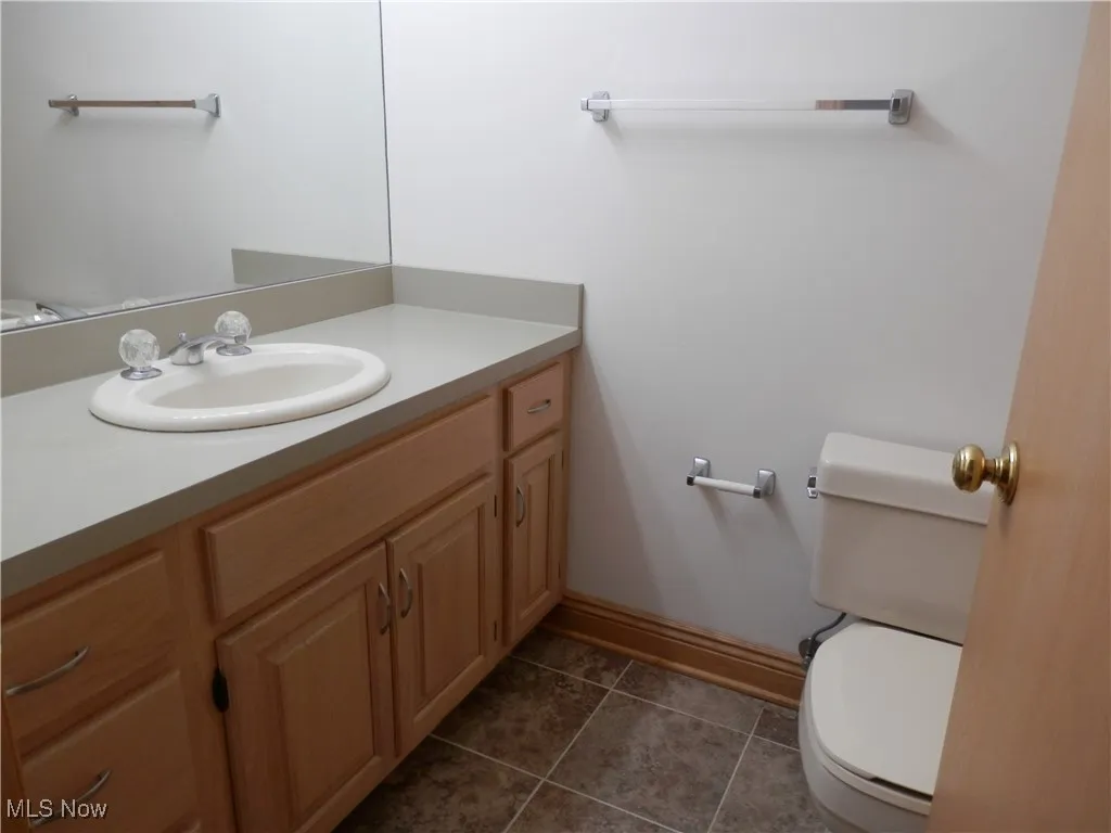 Upstairs bathroom
