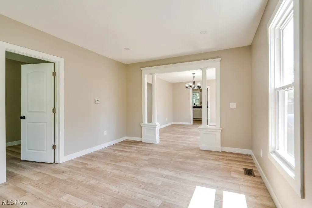 FRONT HOUSE LIVING ROOM