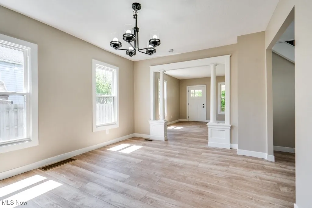 FRONT HOUSE DINNING ROOM