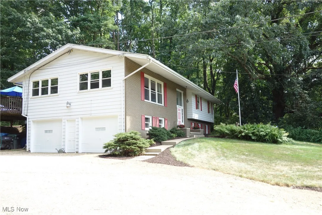 Large 2+ Car attached garage