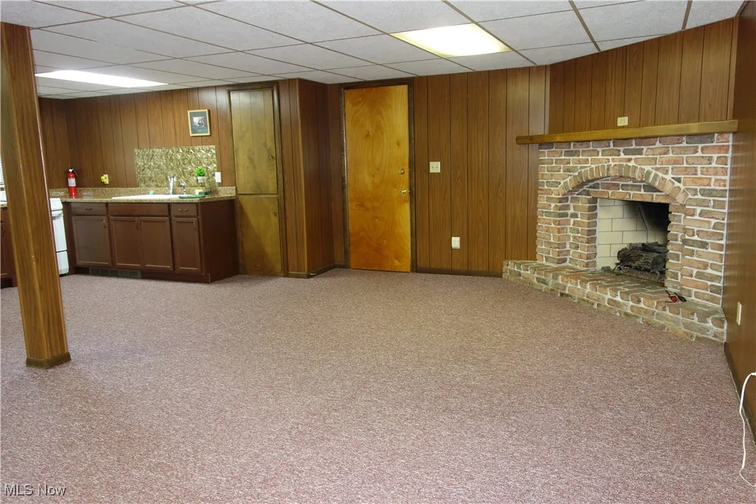 Jumbo Family Room