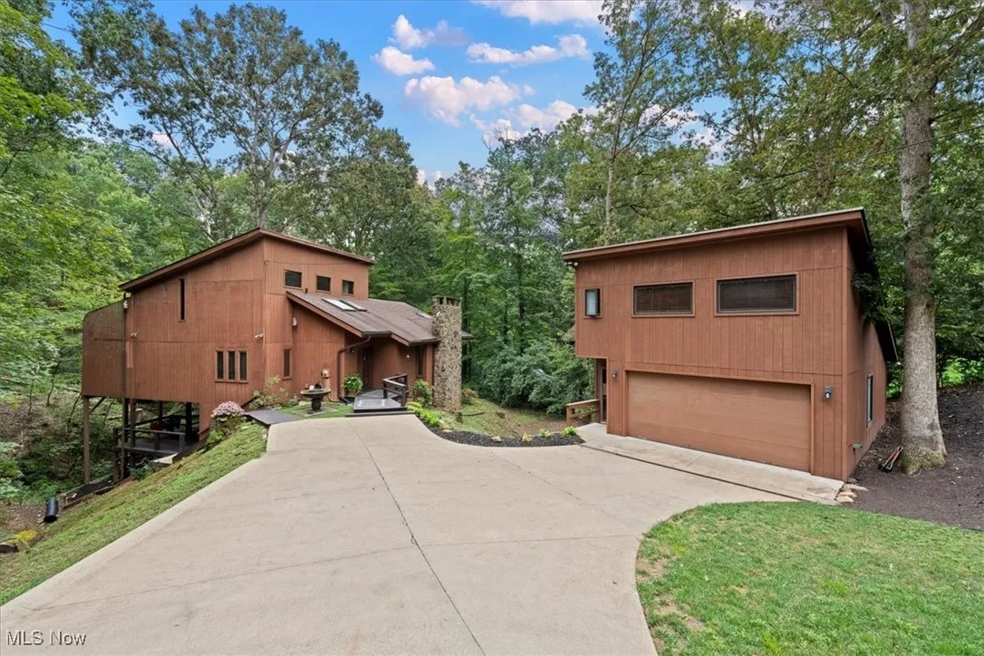 Private Setting!  House and Detached Garage