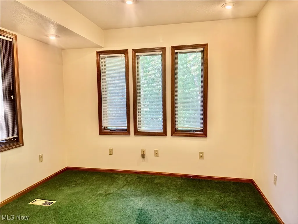 1st Floor Bedroom.   Would Make Nice home Office