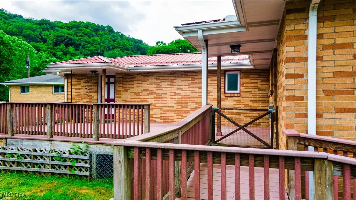 330 Patricia Avenue, Weirton, West Virginia 26062,MLS Now Listing ID