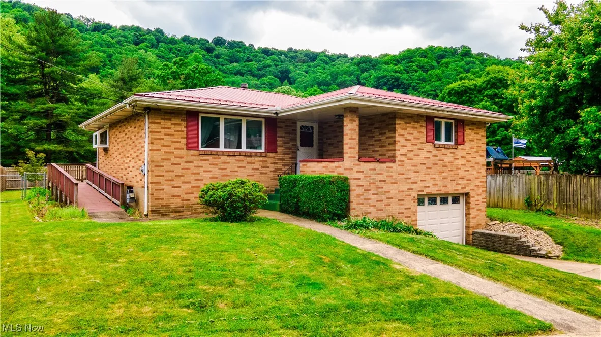 330 Patricia Avenue, Weirton, West Virginia 26062,MLS Now Listing ID