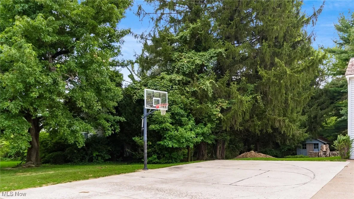 760 Friendship Drive, New Concord, Ohio 43762,MLS Now Listing ID