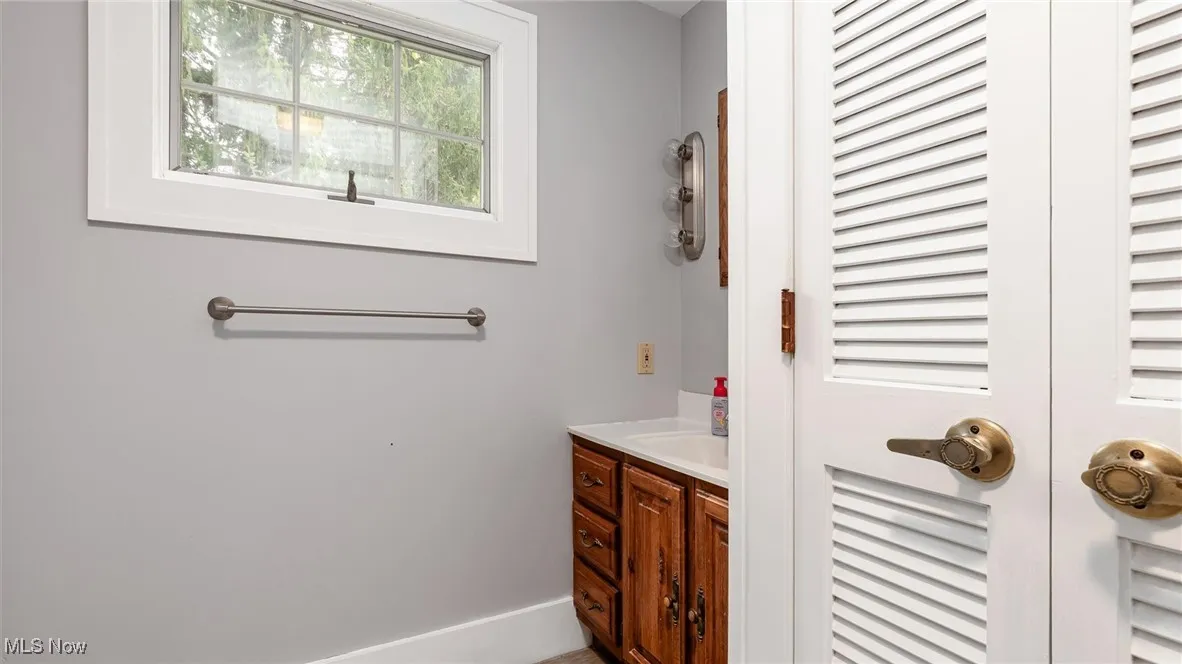 760 Friendship Drive, New Concord, Ohio 43762,MLS Now Listing ID