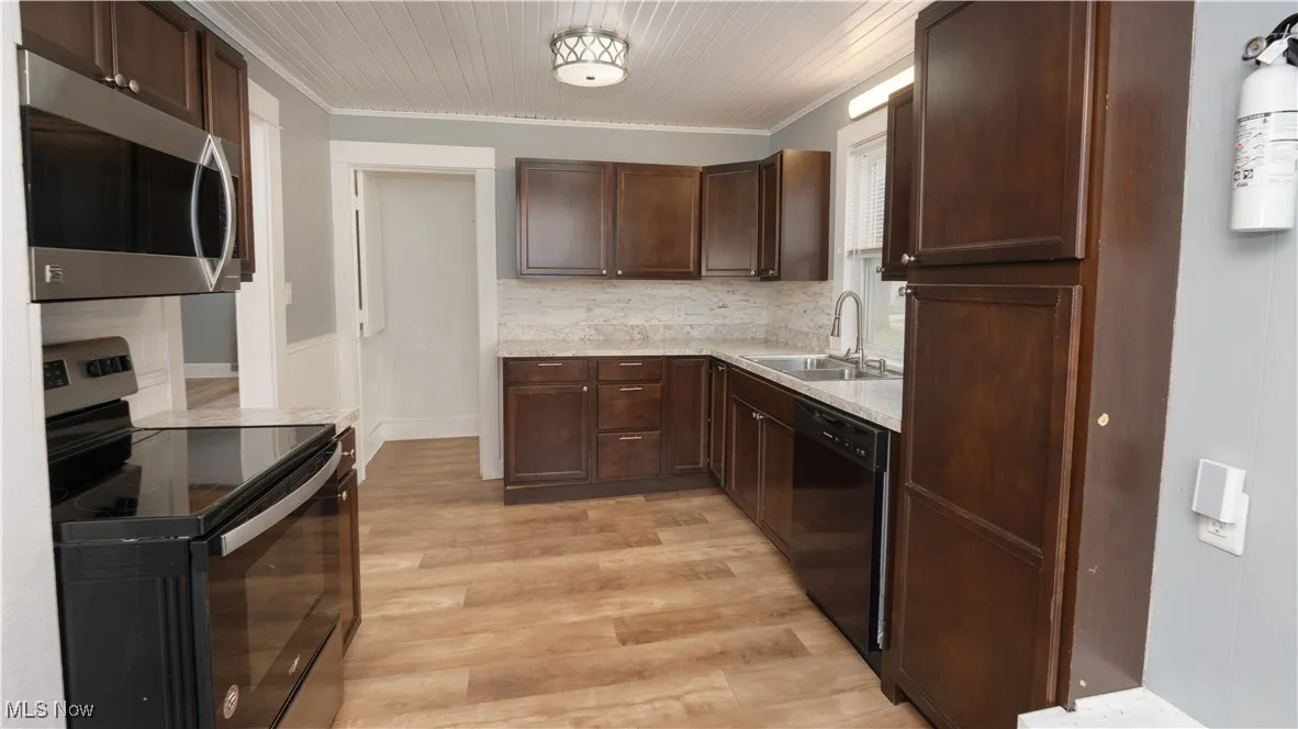 707 Sackett Avenue, Cuyahoga Falls, Ohio 44221,MLS Now Listing ID