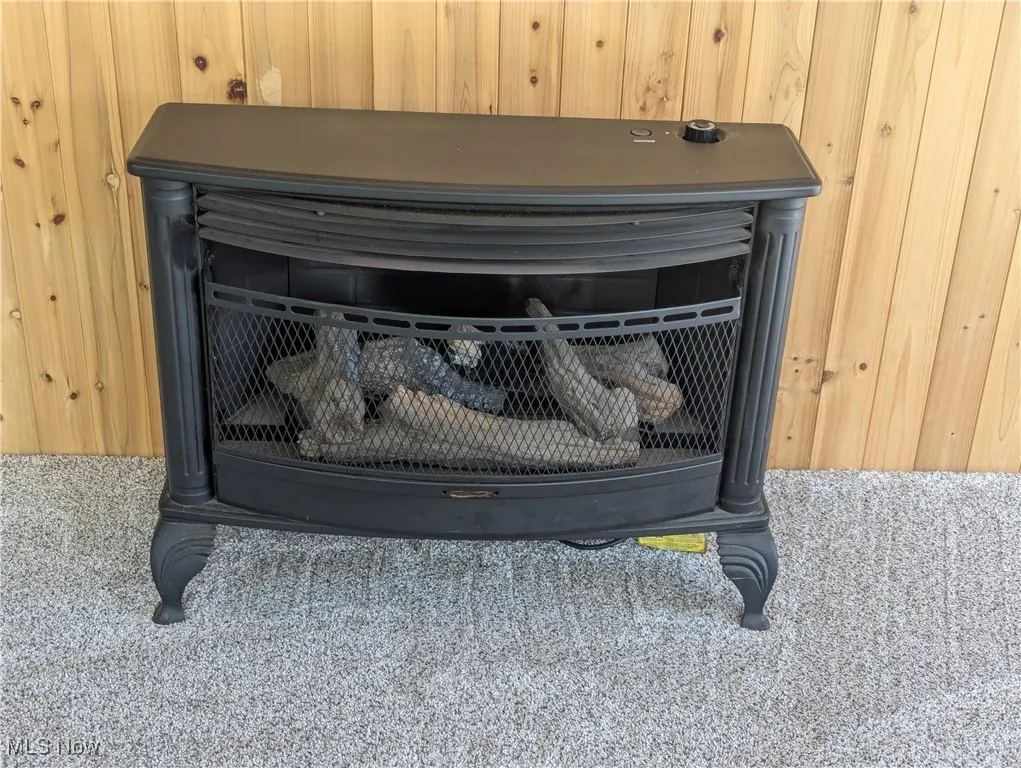 Detailed gas stove heating unit in four season sunroom