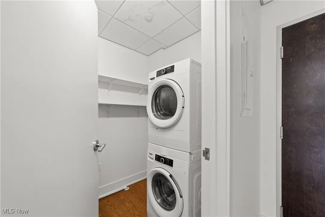 View of in unit washer and dryer

