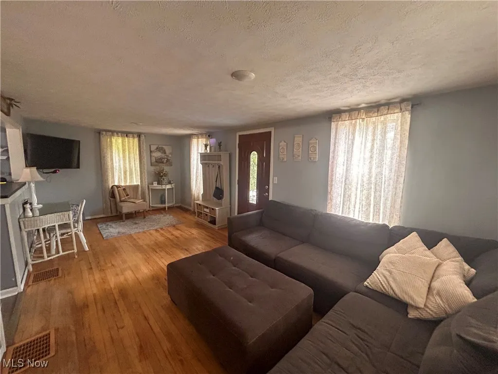 7776 State Route 46, Cortland, Ohio 44410,MLS Now Listing ID