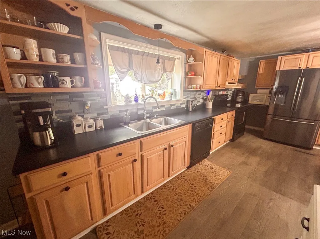 7776 State Route 46, Cortland, Ohio 44410,MLS Now Listing ID