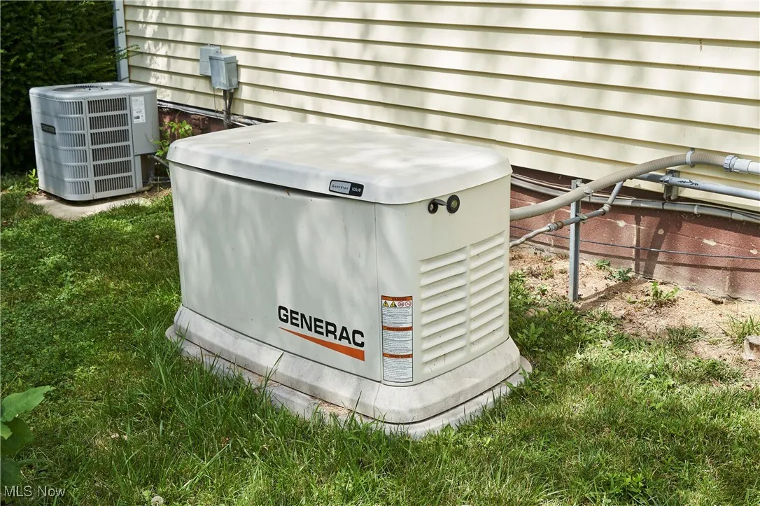 Exterior view of a power unit and a central air condition unit