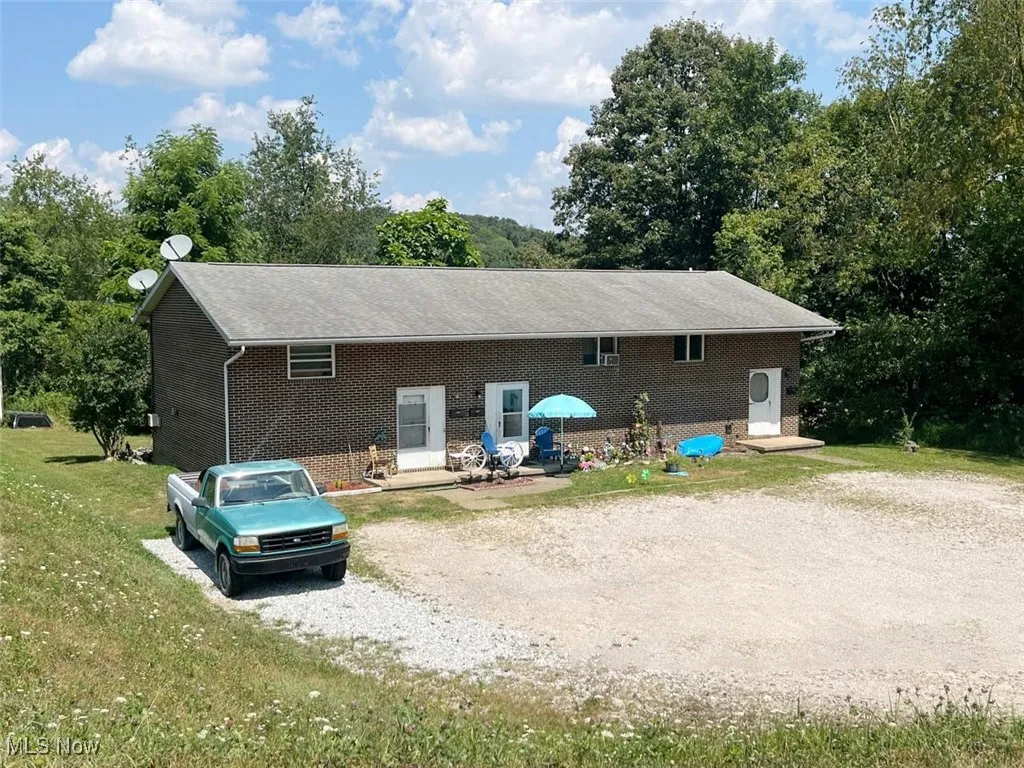 106 N Hilltop Drive, Minerva, Ohio 44657,MLS Now Listing ID
