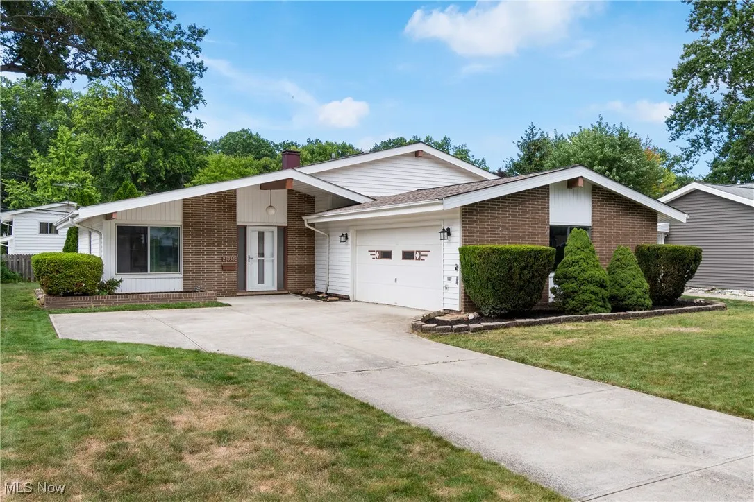 23938 Delmere Drive, North Olmsted, Ohio 44070,MLS Now Listing ID