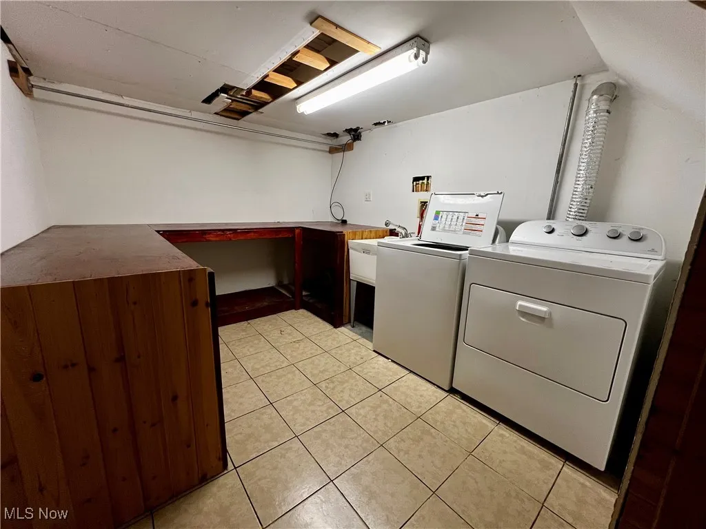 1406 Chestnut Street, Dover, Ohio 44622,MLS Now Listing ID