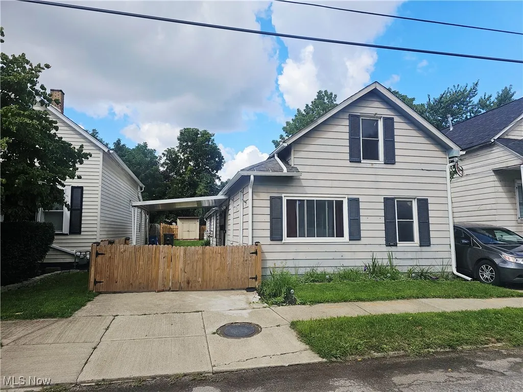 4318 E 72nd Street, Cleveland, Ohio 44105,MLS Now Listing ID