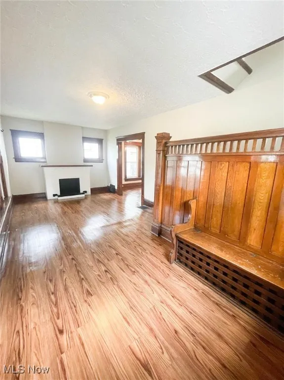 221 S Portage Path, Akron, Ohio 44302,MLS Now Listing ID