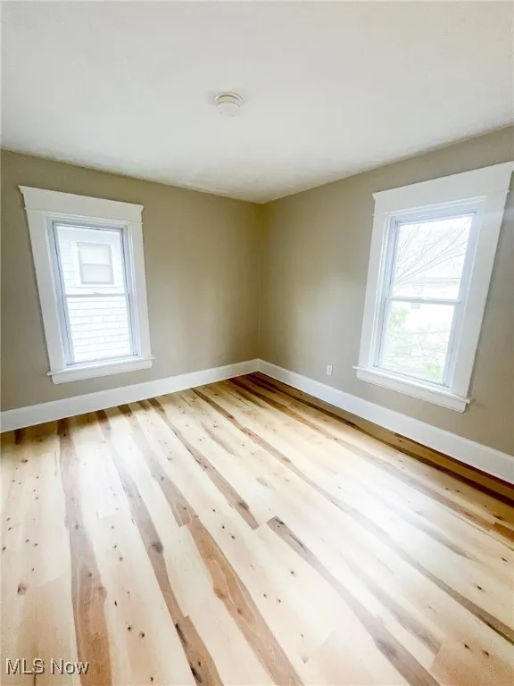 221 S Portage Path, Akron, Ohio 44302,MLS Now Listing ID