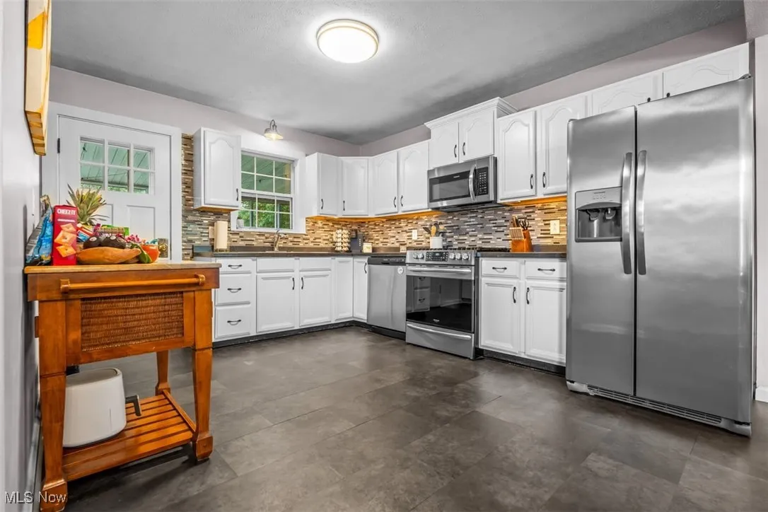 117 E 6th Street, Williamstown, West Virginia 26187,MLS Now Listing ID