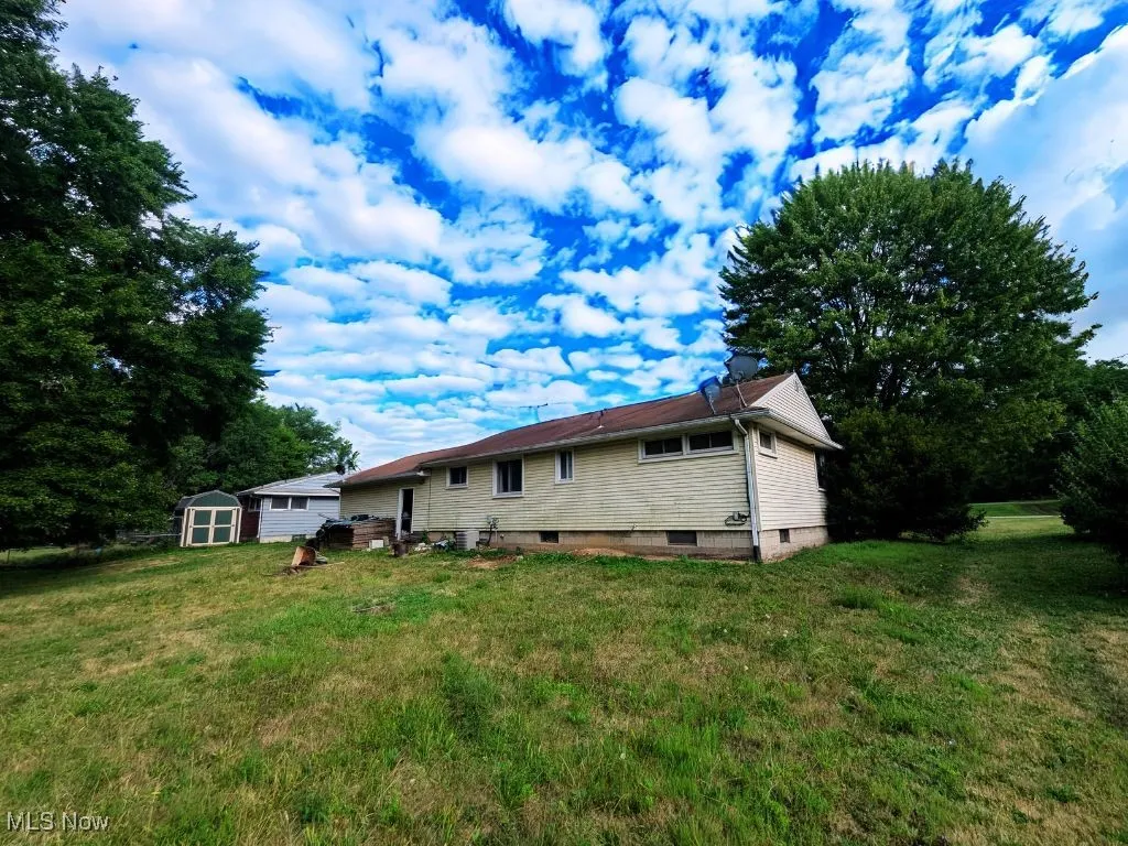 Plenty of space out back situated on 1.08 acres just outside of Youngstown!