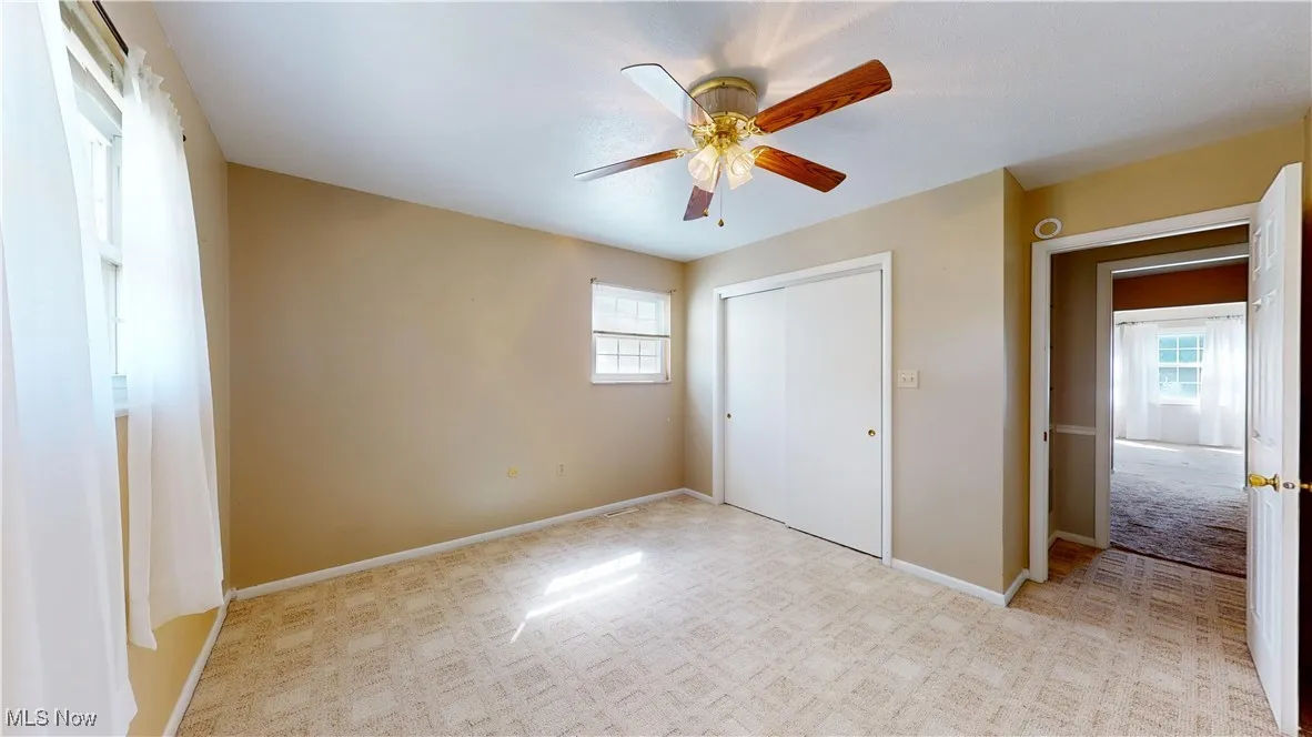 2ND BEDROOM UPSTAIRS