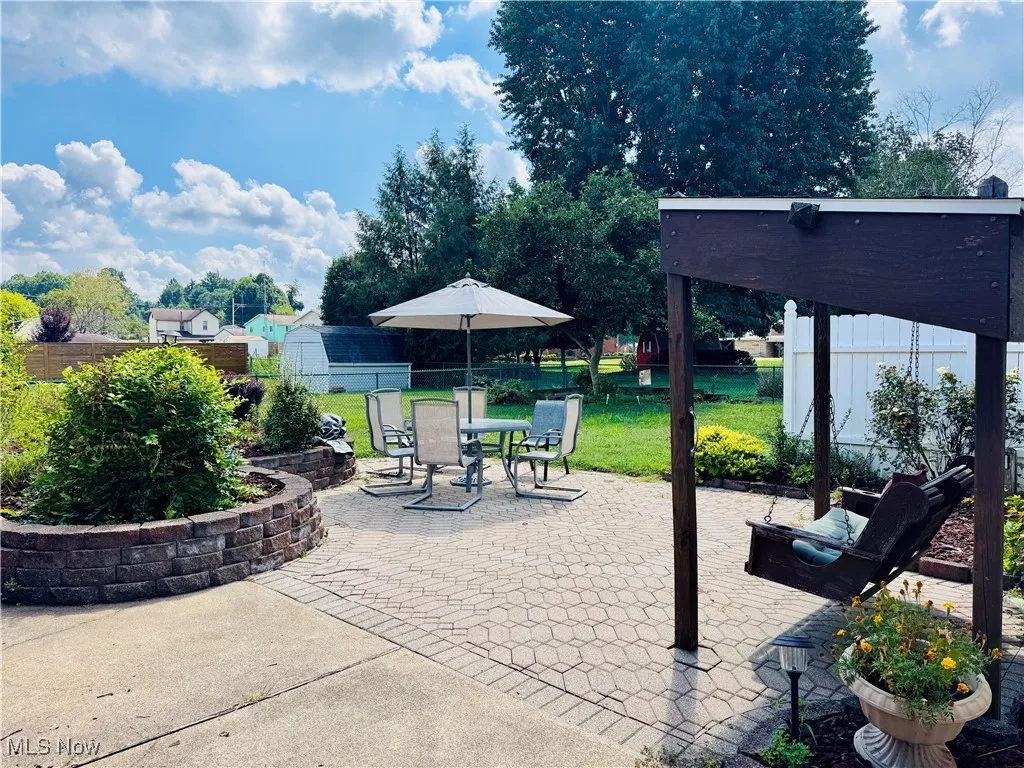 PAVED PATIO W SWING