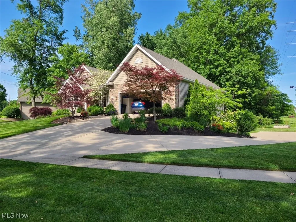 1023 N Quarry Road, Amherst, Ohio 44001,MLS Now Listing ID