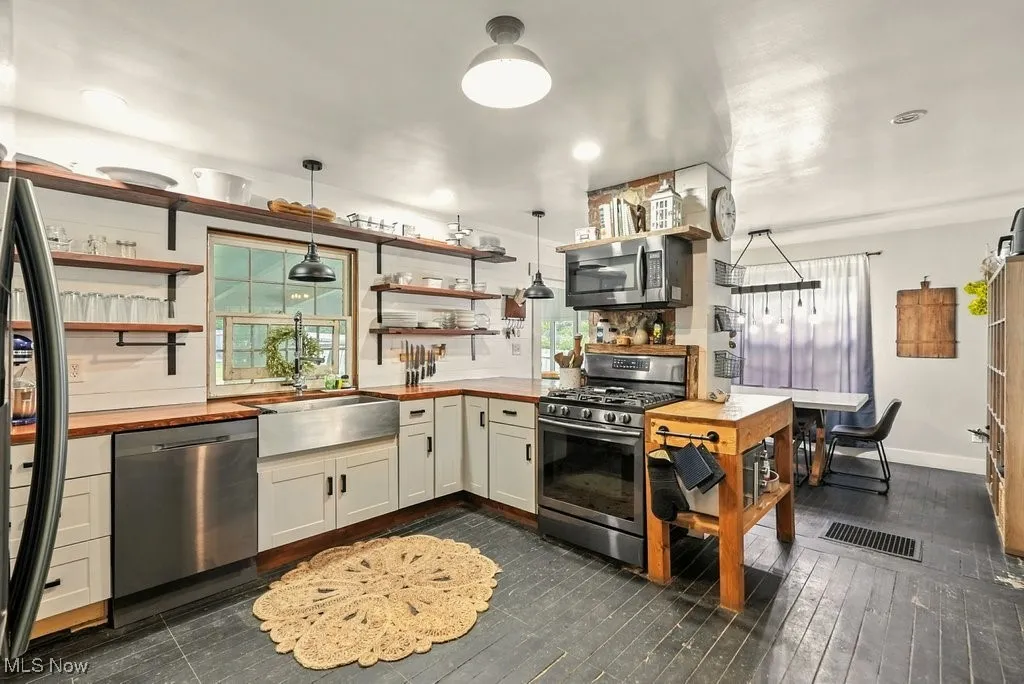 211 Wilson Mills Road, Chardon, Ohio 44024,MLS Now Listing ID