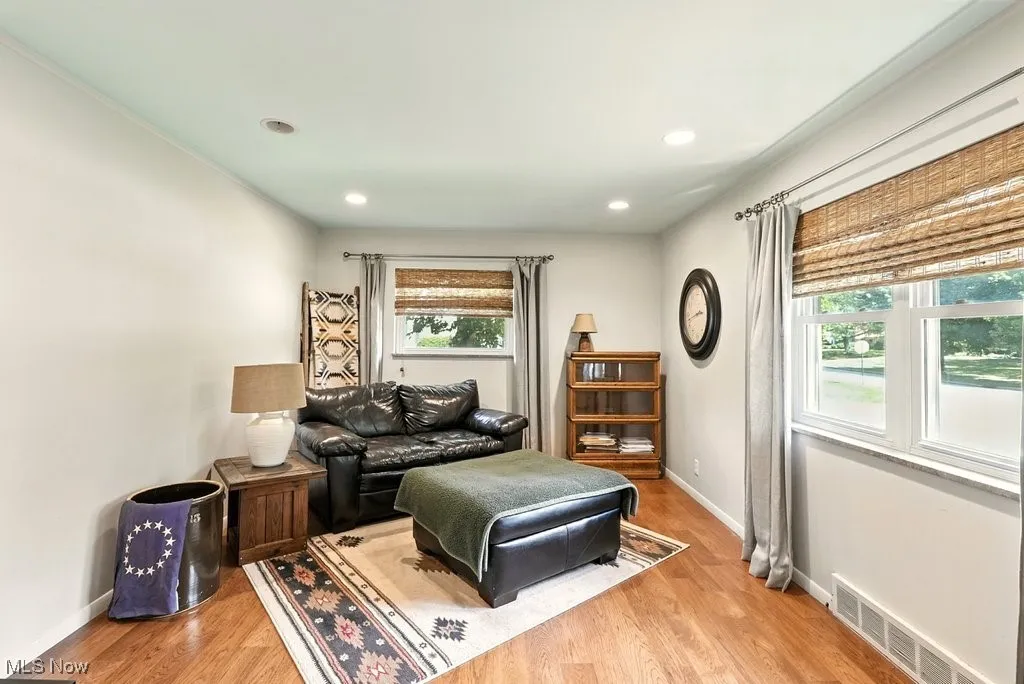 First floor bonus room