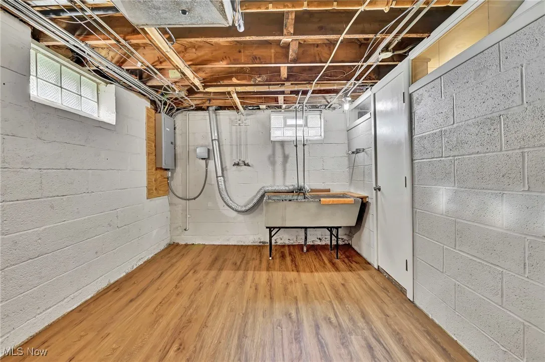 9005 Ansonia Avenue, Brooklyn, Ohio 44144,MLS Now Listing ID