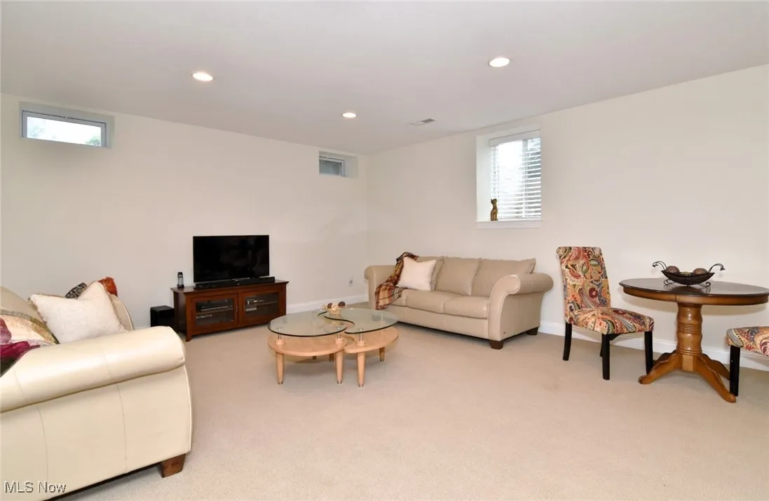 17581 Gates Landing Drive, Chagrin Falls, Ohio 44023,MLS Now Listing ID
