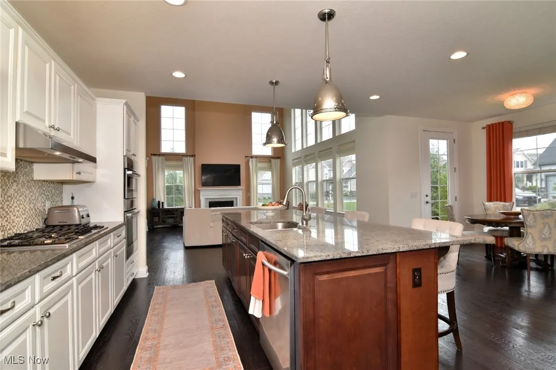 17581 Gates Landing Drive, Chagrin Falls, Ohio 44023,MLS Now Listing ID
