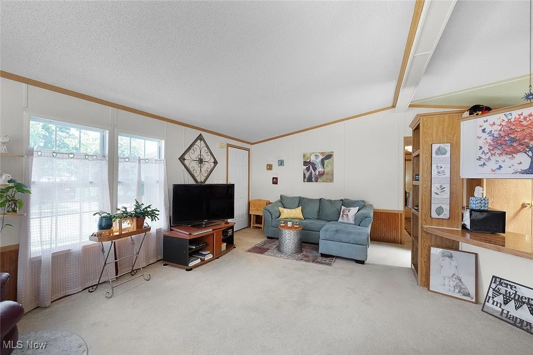 9 Jessica Lane, Olmsted Twp, Ohio 44138,MLS Now Listing ID
