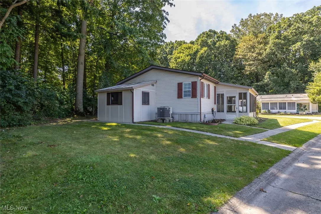 9 Jessica Lane, Olmsted Twp, Ohio 44138,MLS Now Listing ID
