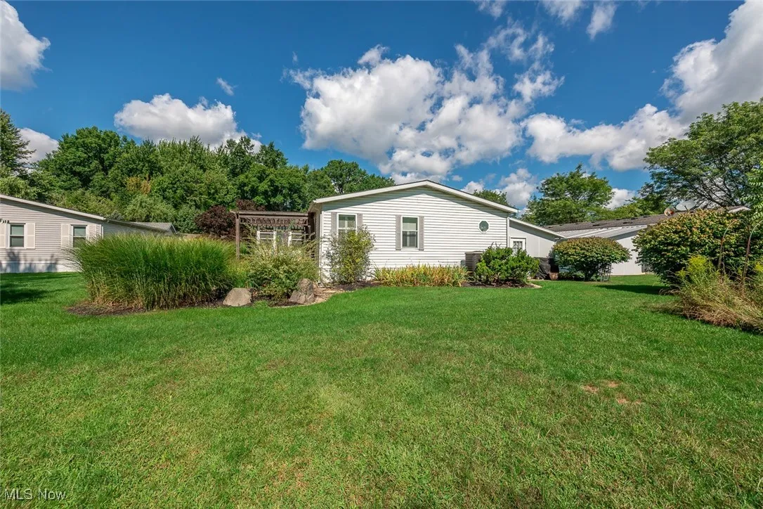 1 Matthews Corner, Olmsted Twp, Ohio 44138,MLS Now Listing ID