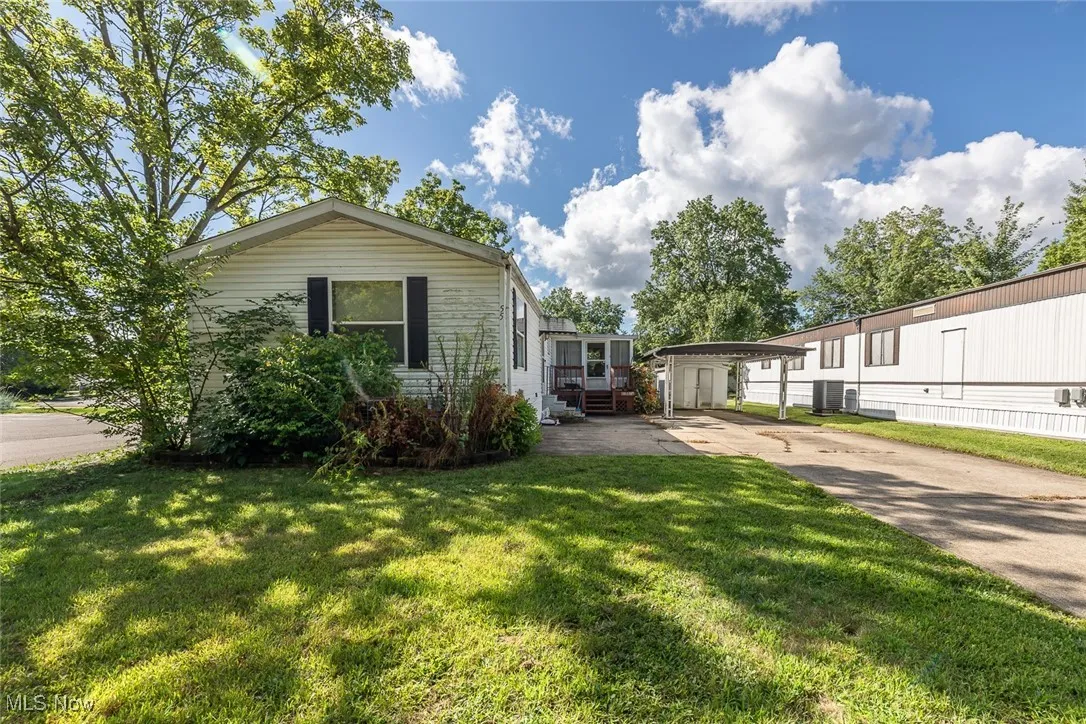 55 Patio Lane, Olmsted Twp, Ohio 44138,MLS Now Listing ID