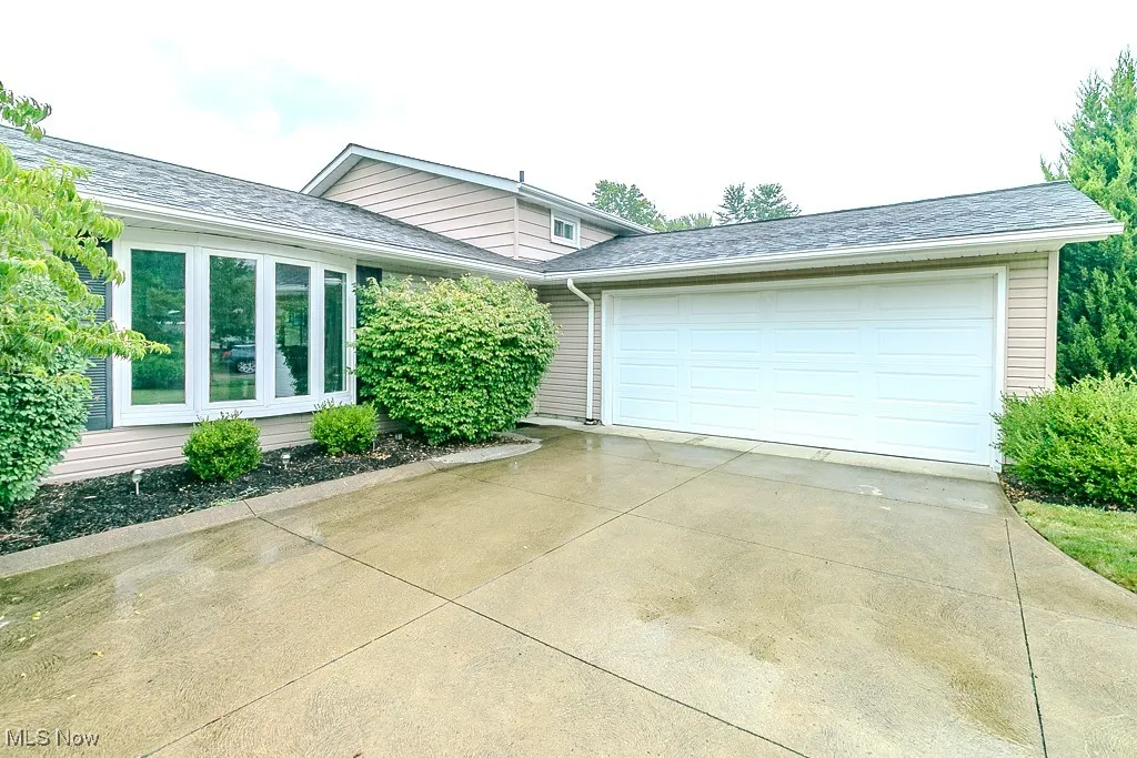 20466 White Bark Drive, Strongsville, Ohio 44149,MLS Now Listing ID