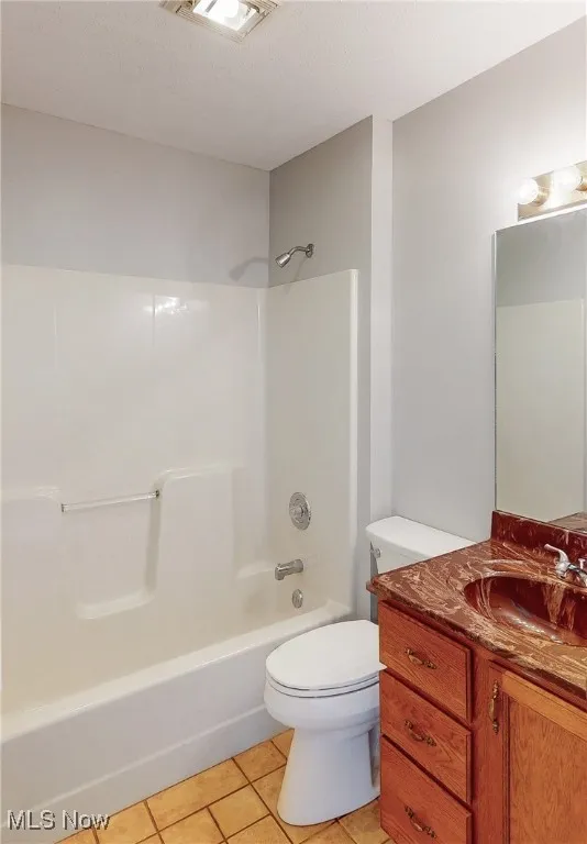 965 Elizabeth Court, Cuyahoga Falls, Ohio 44221,MLS Now Listing ID