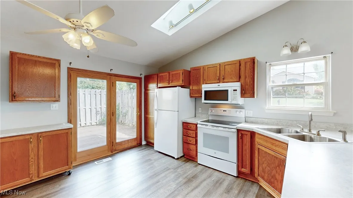 965 Elizabeth Court, Cuyahoga Falls, Ohio 44221,MLS Now Listing ID