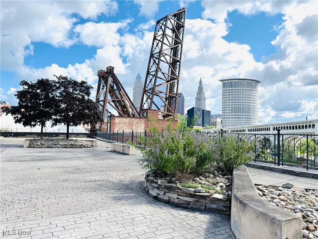 View of property's community featuring a city view