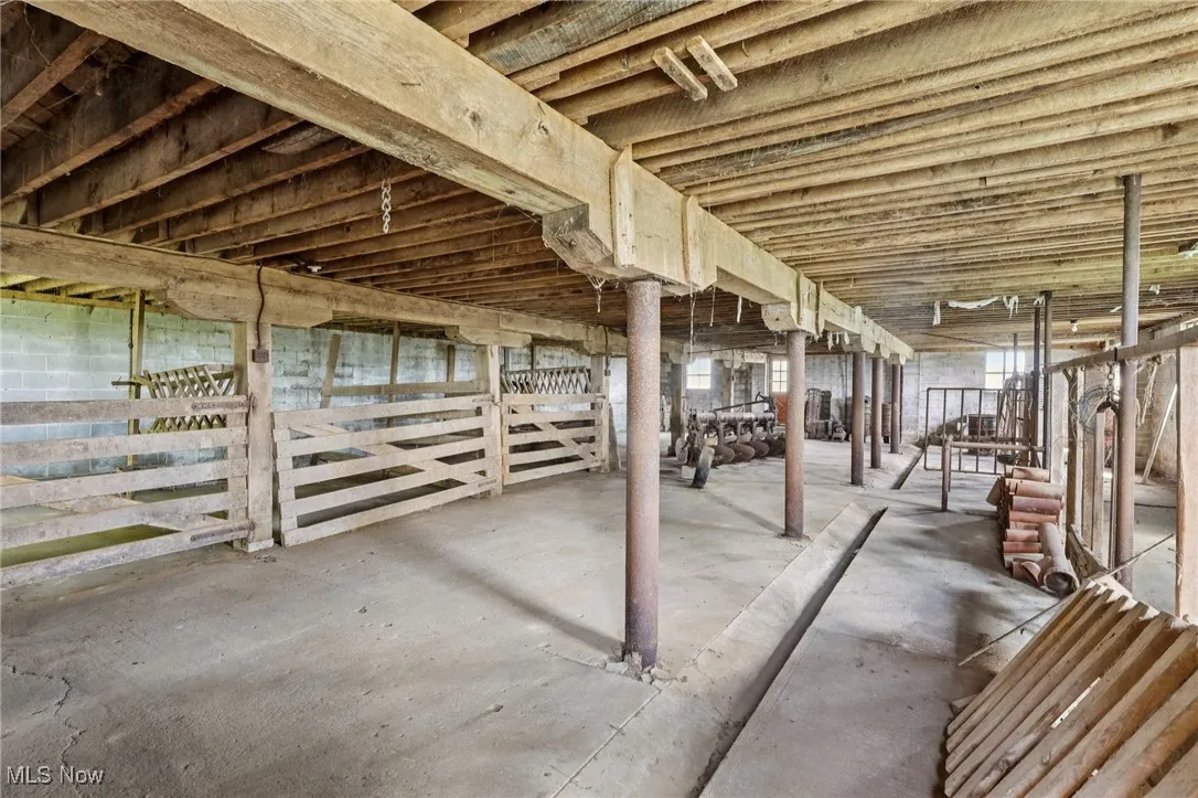 Barn Lower