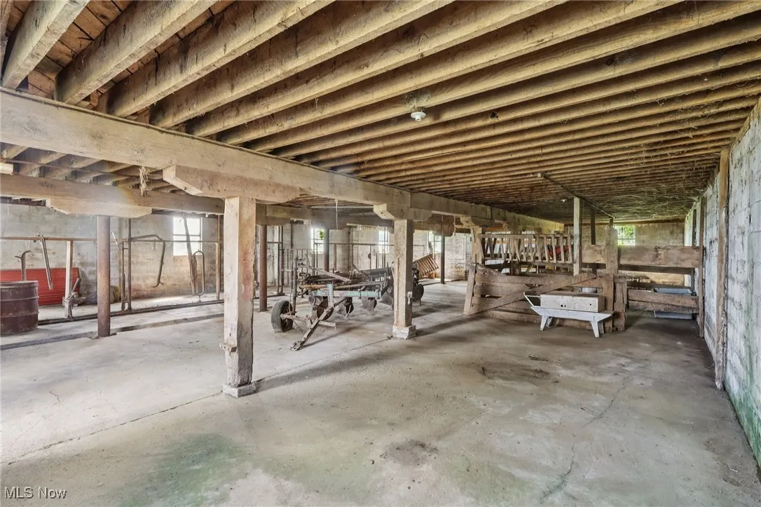 Barn Lower